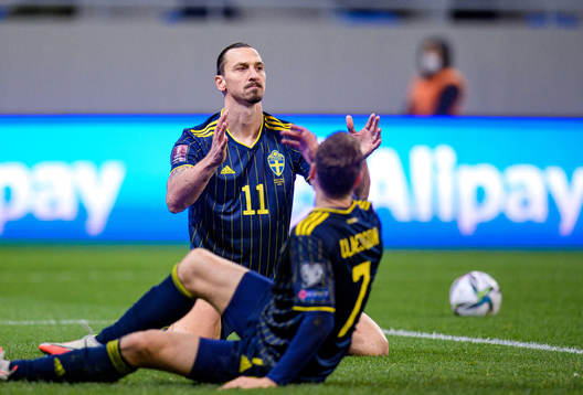 Zlatan Ibrahimovic and Viktor Claesson of Sweden reacts