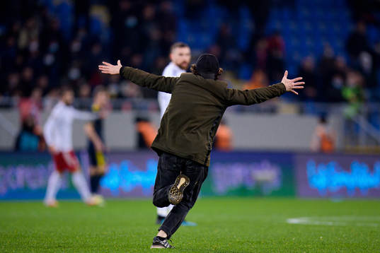 A pith invader