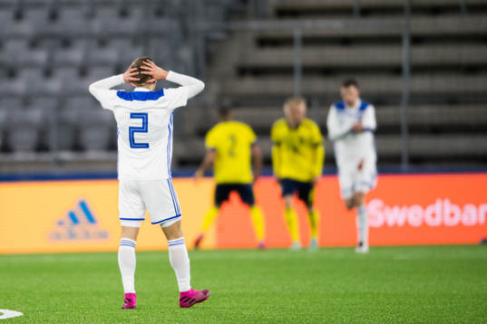 Jasmin Osmic of Bosnia-Herzegovina looks dejected