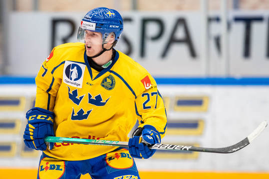 Linus Sjödin of Sweden