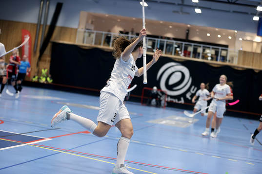 Täbys Julia Croneld kvitterar till 1-1