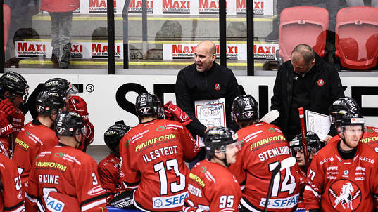 Vita Hästens tränare Tony Zabel