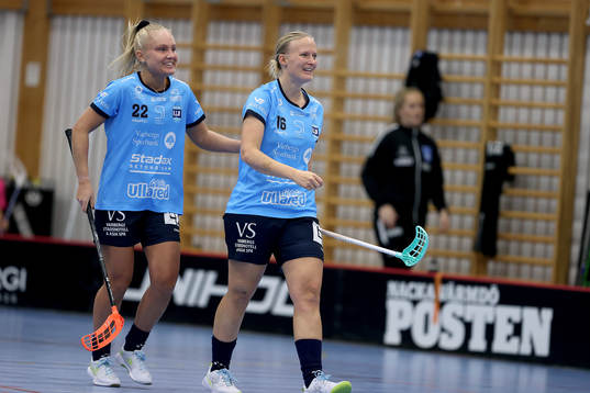 Warbergs Camilla Halldén ökar på till 0-2