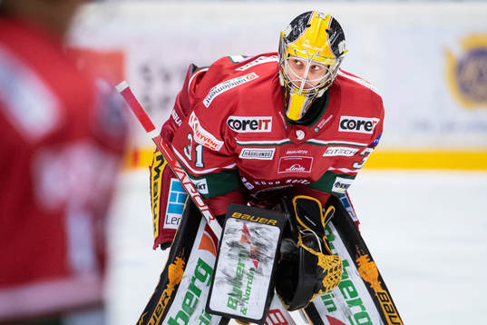 Modos målvakt Henrik Tikkanen