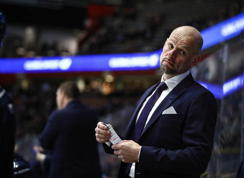 assisterande tränare Niklas Hävelid