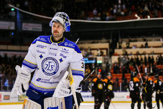 Leksands målvakt Kasimir Kaskisuo deppar