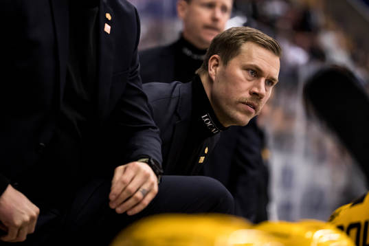 Skellefteås assisterande tränare Pierre Johnsson