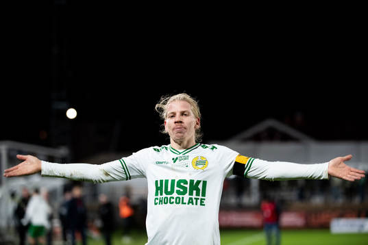 Hammarbys Gustav Ludwigson jublar