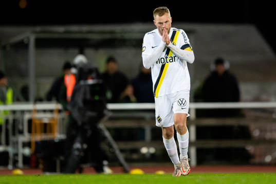 s Sebastian Larsson deppar