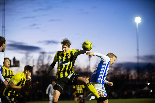 Bläddra bland fler bilder av Fotboll, IFK Hässleholm - IFK Karlshamn