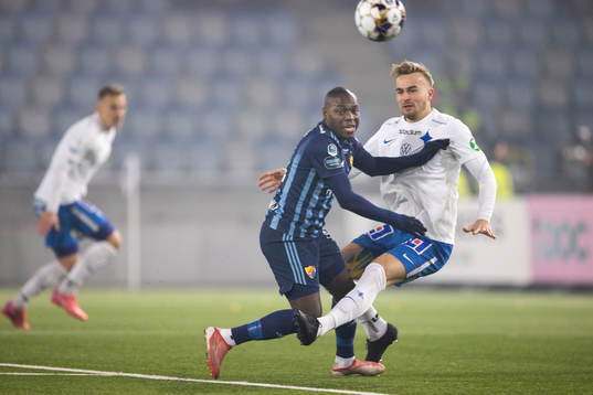 Djurgårdens Edward Chilufya och IFK Norrköpings Henrik