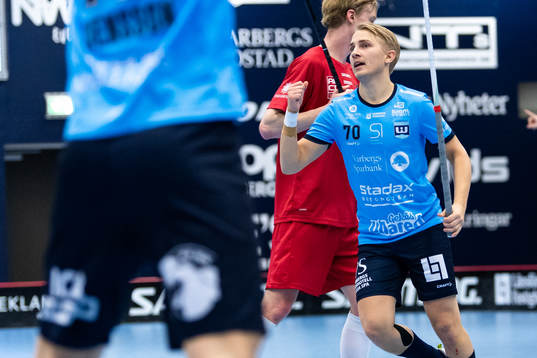 Warbergs Isak Stöckel jublar