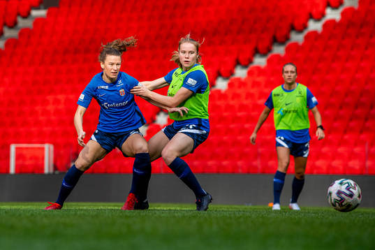 Synne Skinnes Hansen and Julie Blakstad of the Norwegian