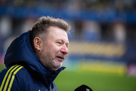 Head coach Peter Gerhardsson of Sweden