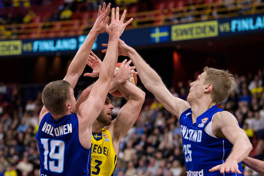 Elias Valtonen and Juho Nenonen of Finland against