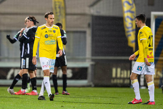 Falkenbergs Tobias Karlsson deppar