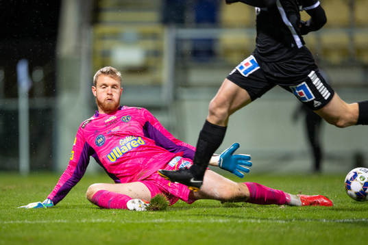 Falkenbergs målvakt Tim Erlandsson