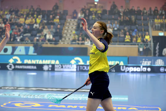 Sweden's Ellen Rasmussen gör 1-0