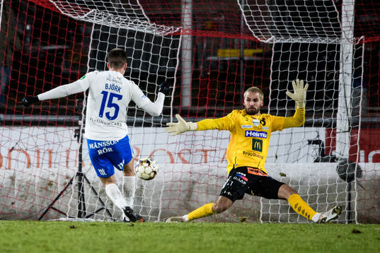 IFK Norrköpings Carl Björk gör 4-1 på Degerfors