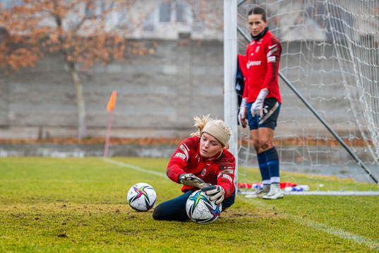Goalkeeper Guro Pettersen of the Norwegian women's national