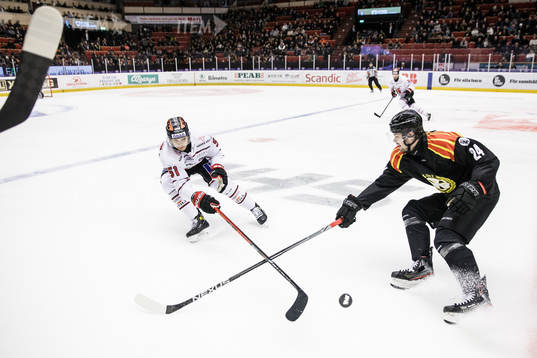 Örebros Kristian Näkyvä och Brynäs Emil Molin