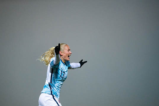Guro Bergsvand of Norway celebrates