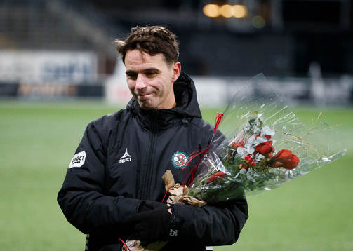 Örebros Nordin Gerzic tackar av