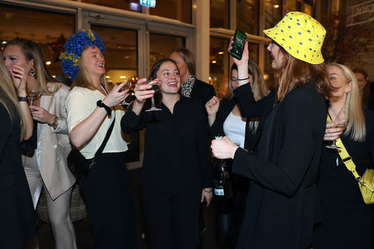 Sweden celebrating the Gold medal