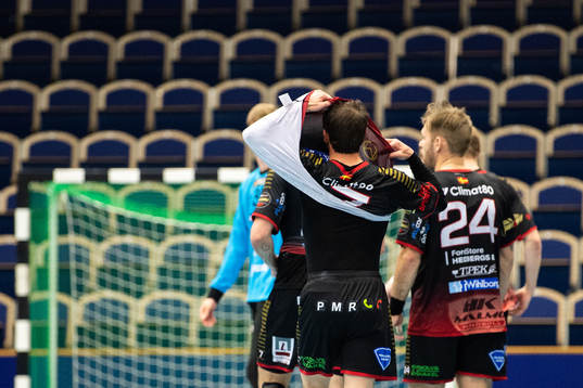 HK Malmös Simon Nyberg deppar