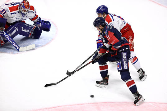 Oskarshamns målvakt Tim Juel, David Quenneville och