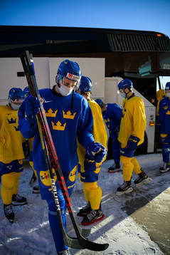 Daniel Torgersson of the Swedish under-20 national ice