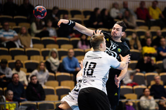 Guifs Melker Norrman och Sävehofs Jonathan Stenbäcken