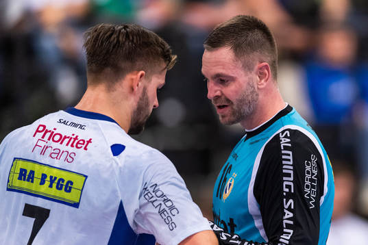 Redbergslids William Höghielm och målvakt  Andreas Palicka