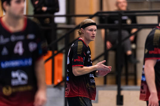 HK Malmös Adam Tumba