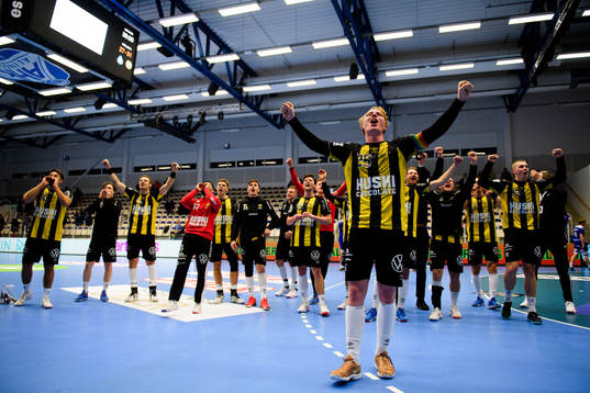 Hammarbys Gustav Davidsson jublar