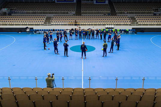 Players gather