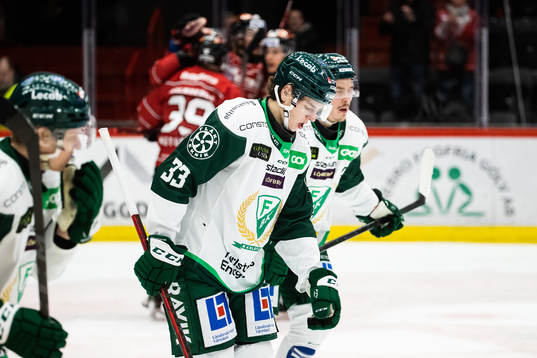 Färjestads Albert Johansson deppar