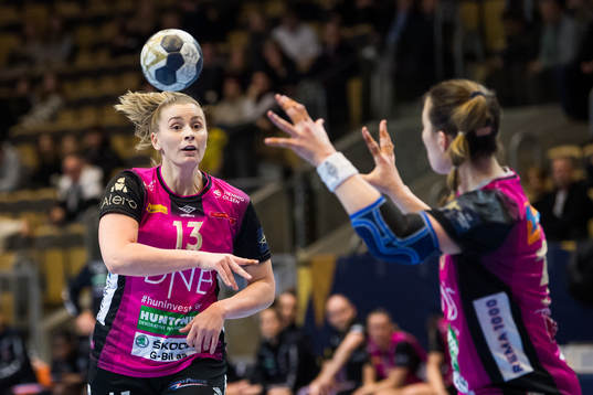Isabelle Gulldèn of Vipers
