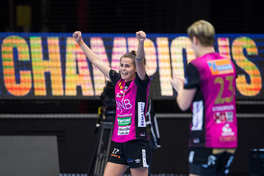 Ragnhild Valle Dahl of Vipers celebrates