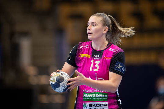 Isabelle Gulldèn of Vipers