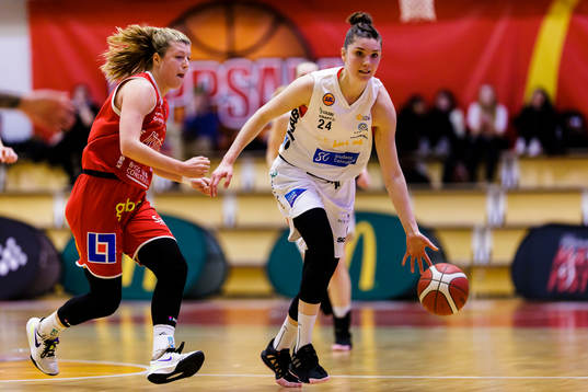 Luleås Josefin Vesterberg och Uppsalas Amanda Tivenius