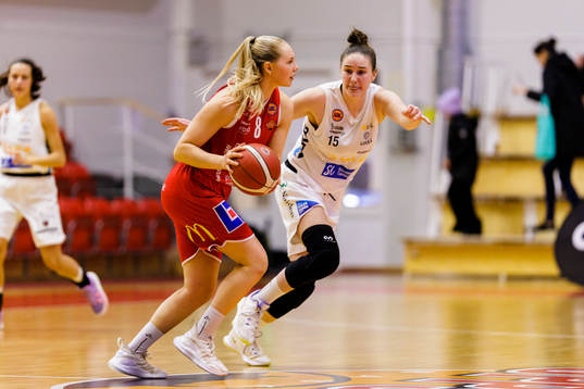 Uppsalas Nathalie Lindén och Luleås Fanny Wadling