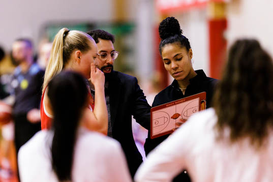 Uppsalas tränare Mady Mahdy  och assisterande tränare