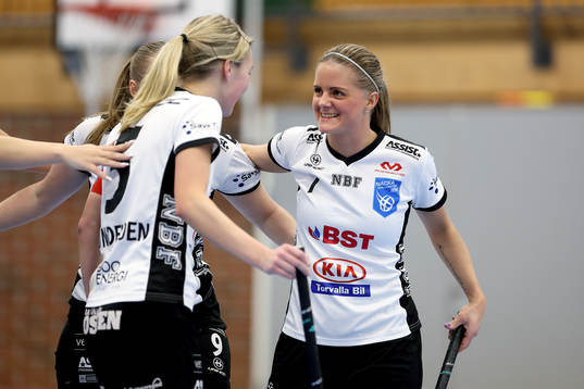 Nackas Madeleine Sehlin gör 1-0