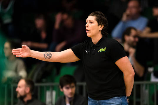 Alviks tränare Janel Mccarville