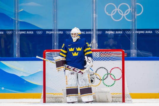 Goaltender Emma Söderberg in the women’s ice hockey