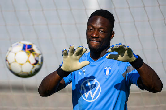 Målvakt Ismael Diawara