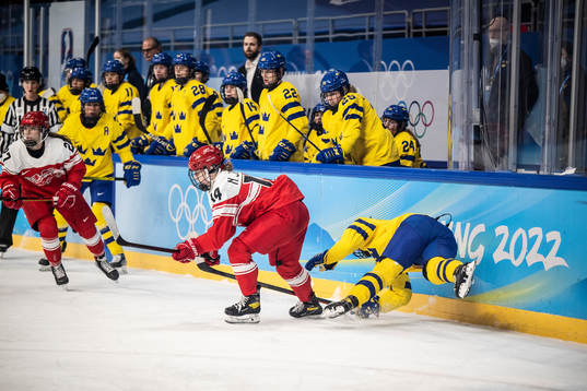 Nicoline Jensen of Denmark and Emma Murén of Sweden in the