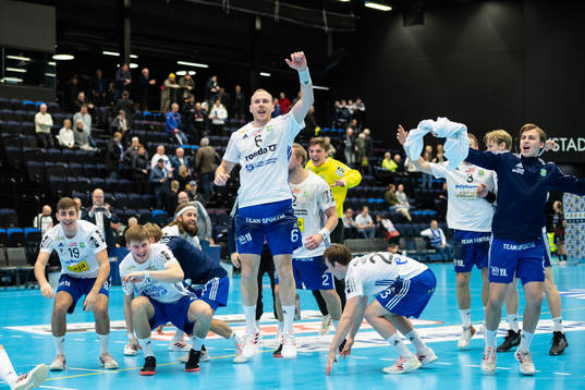 Ystads IFs spelare jublar