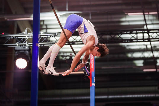 Armand Duplantis of Sweden